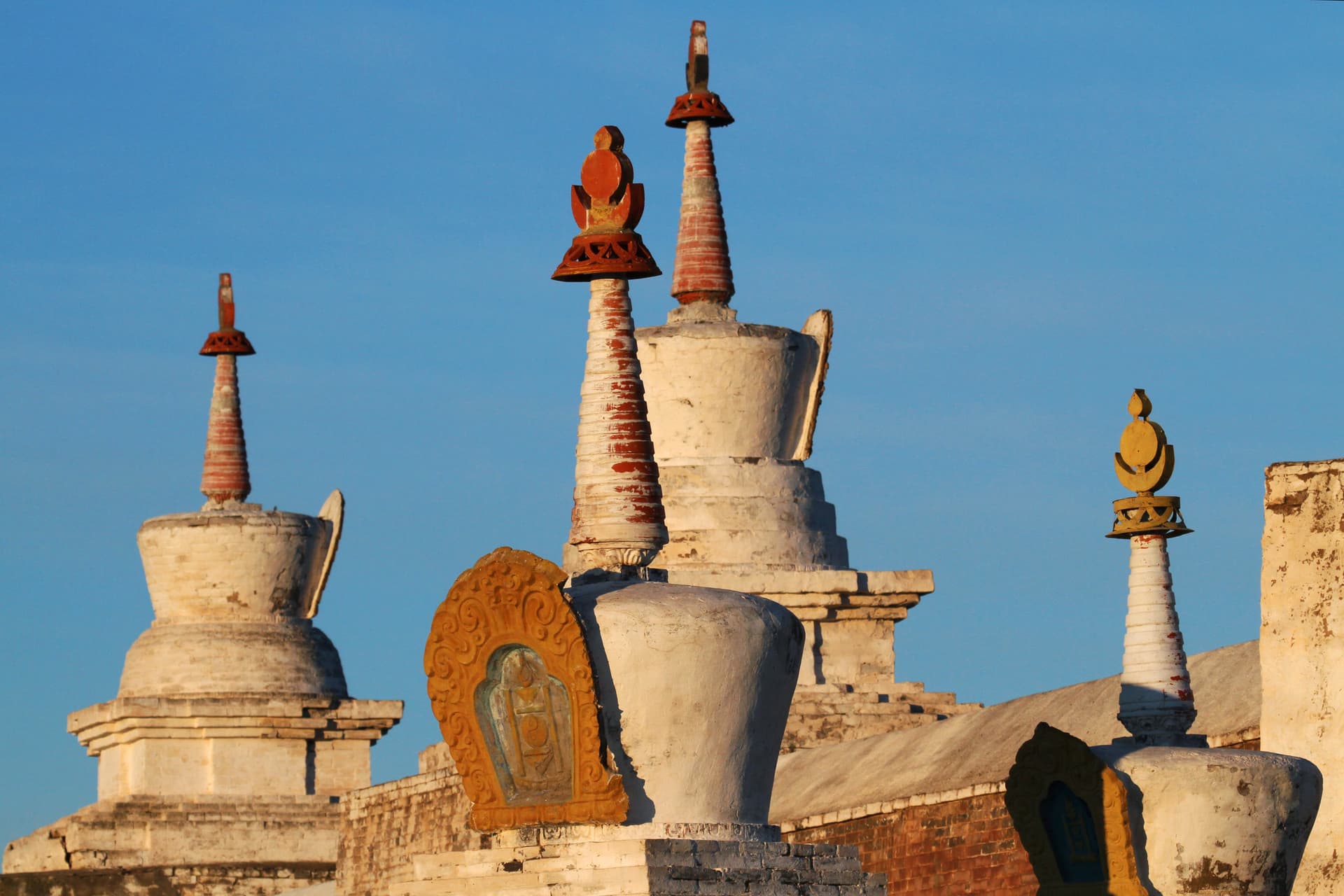 Die Stupas in der Mongolei