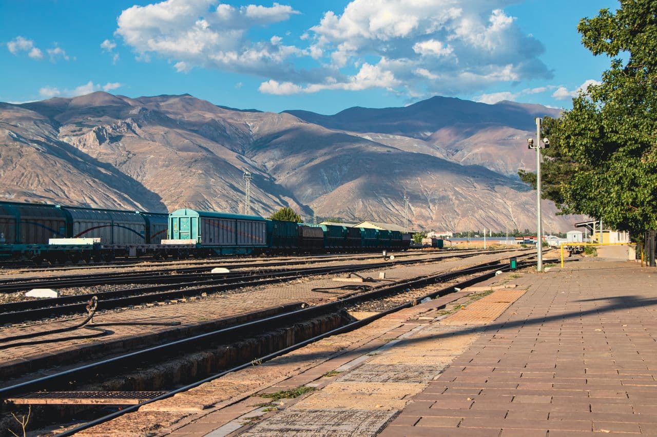 Bahnhof Ub